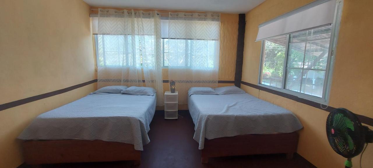 Hostal Don Quijote Llano Grande Ngoại thất bức ảnh